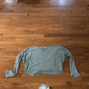 Grey quarter sleeve shirt